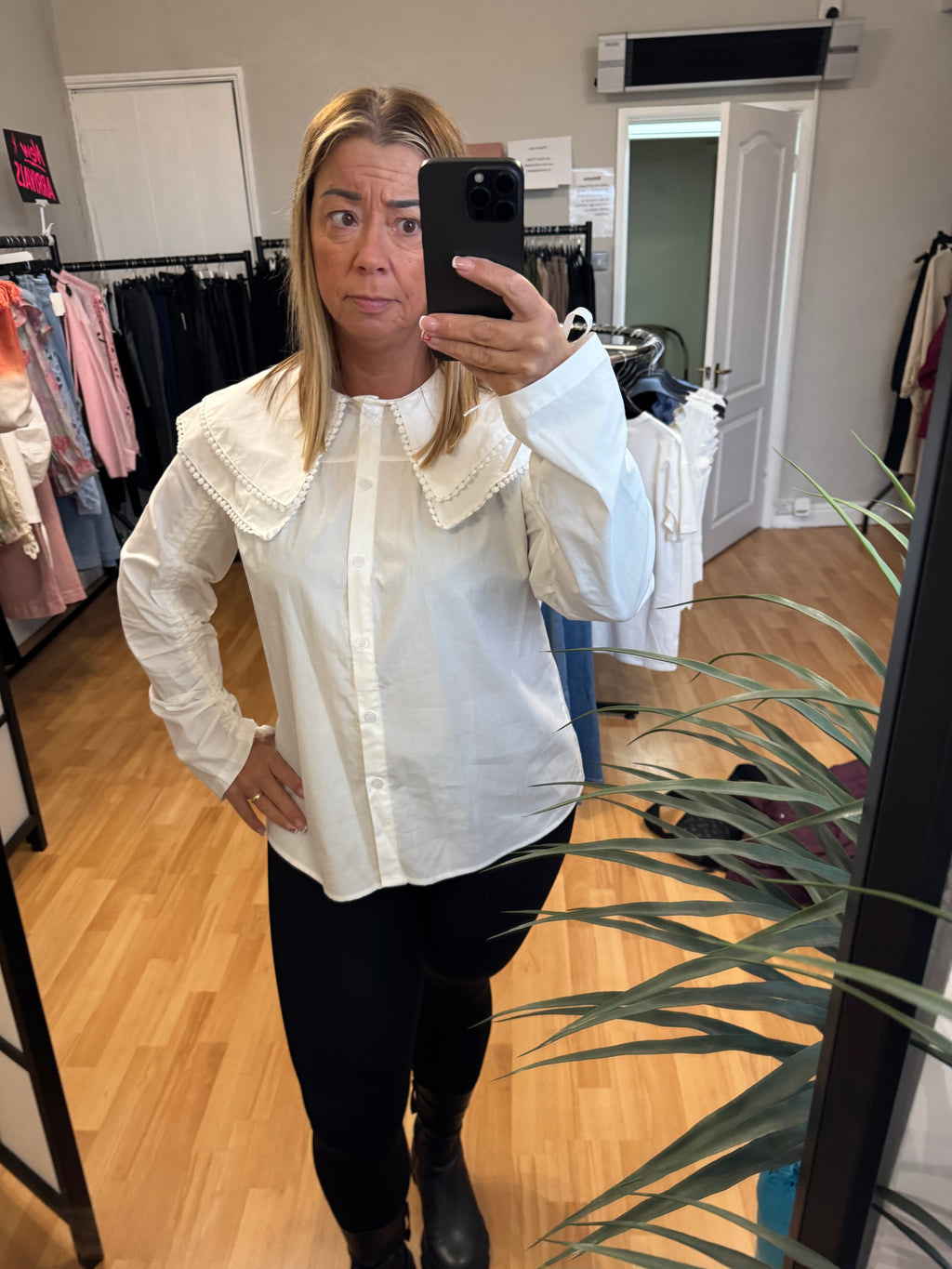 White cotton blouse with wide collar