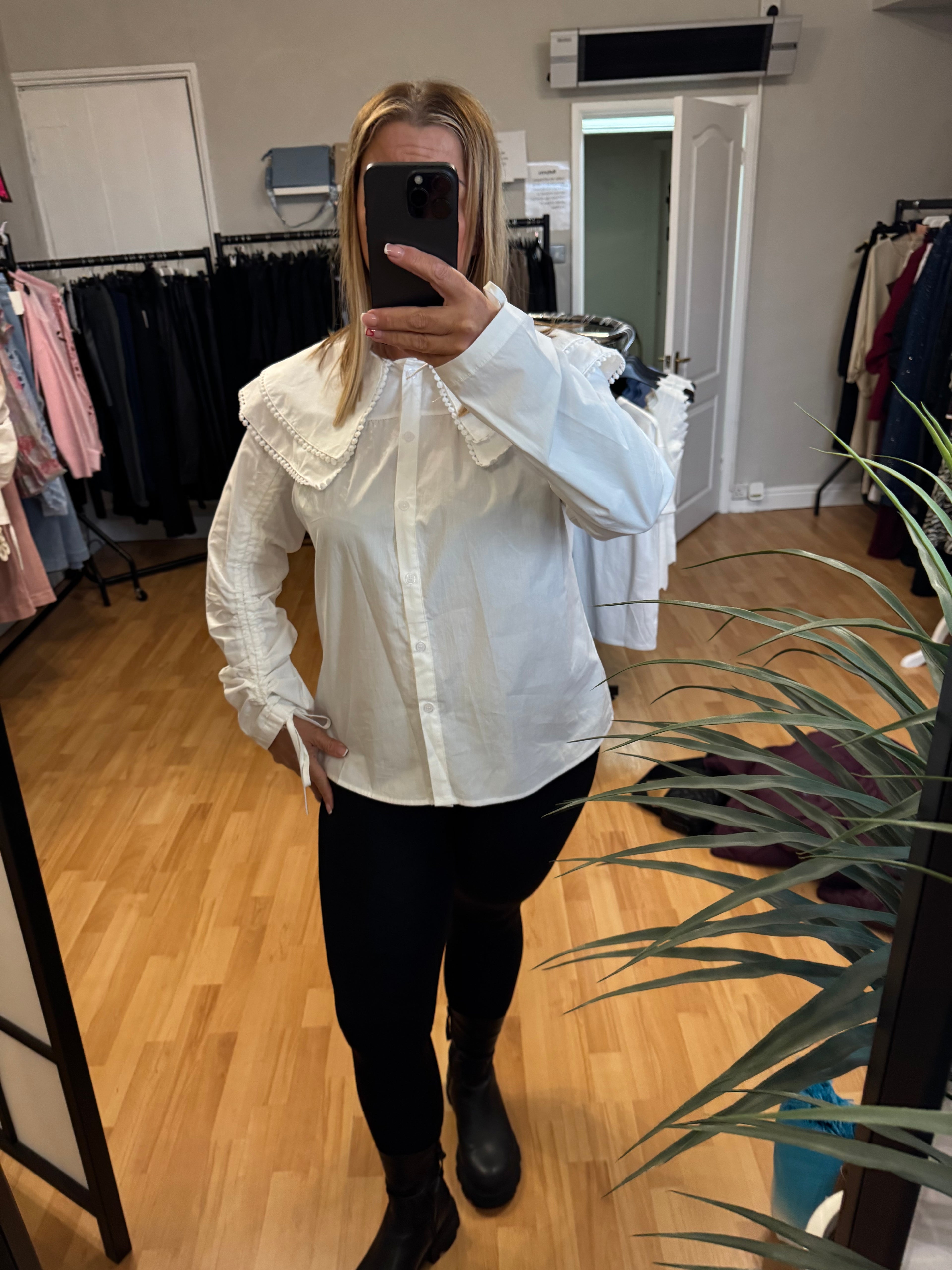 White cotton blouse with wide collar